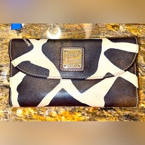 Dooney & Bourke Florentine Giraffe Print Leather Continental Wallet